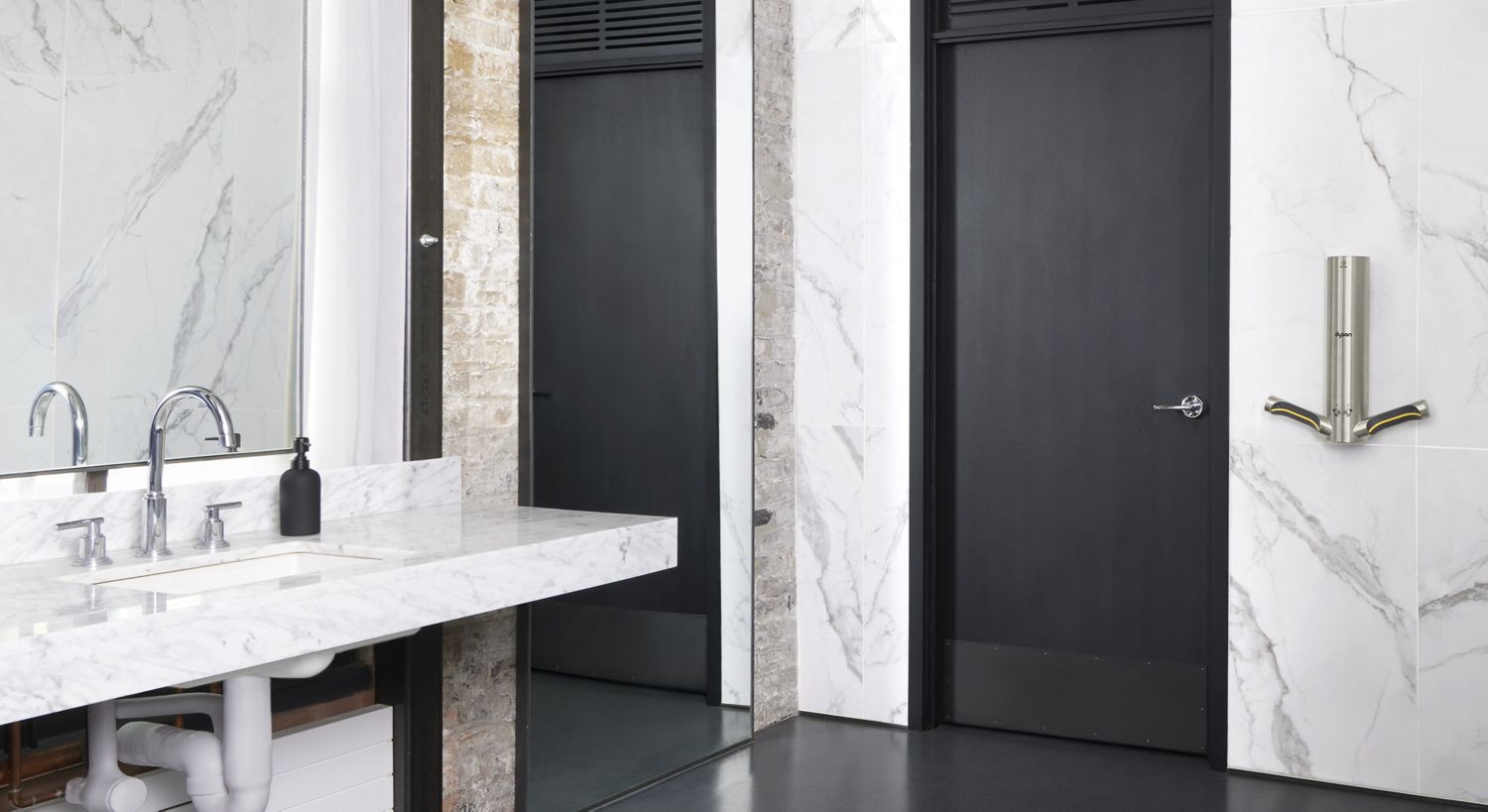 9kJ in marble restroom